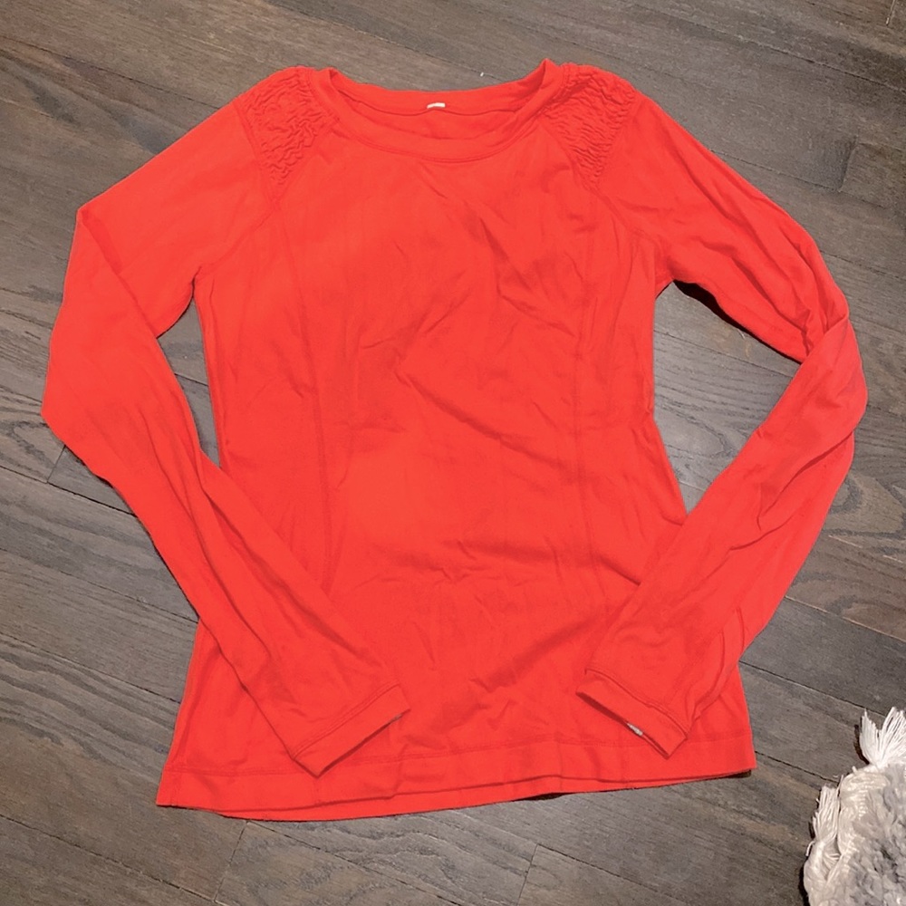 Lululemon Long Sleeve Old School Top